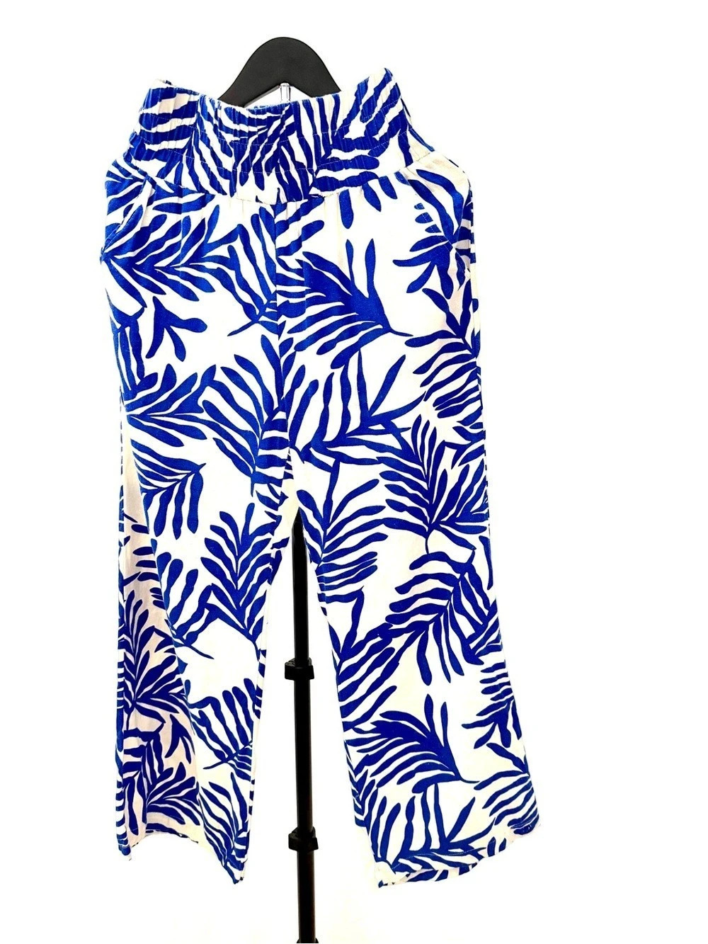 Sincerely Jules Floral Linen Blend Pants in Blue & Cream Size Medium